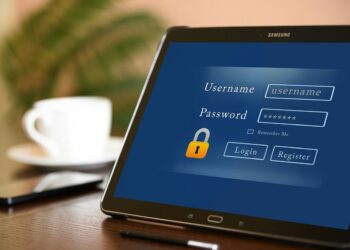 holiday cybersecurity tips